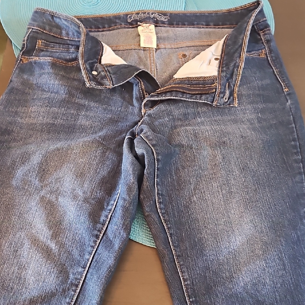 Faded Glory Ladies Dark Blue Relaxed Jeans Size 16 - HLS